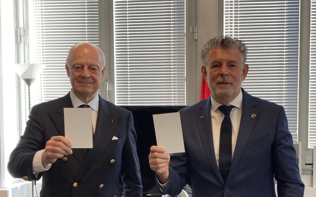 Staffan de Mistura, former UN Under-Secretary-General and Special Envoy to war zones: “I raise my #WhiteCard because I believe in the unifying power of peace-through-sport initiatives”