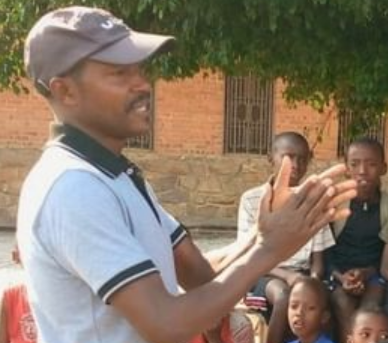 Sylvère Nsengiyumva : rapprocher les communautés divisées à travers le sport